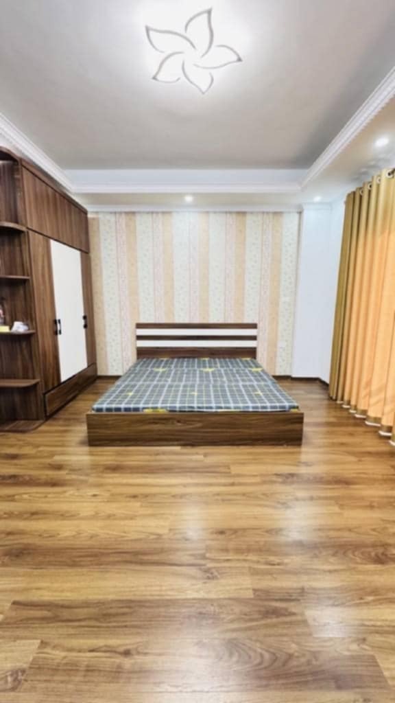 Bán Nhà Phố Khương Hạ 7 Tầng Thang Máy - Vị Trí Đẹp - Kinh Doanh