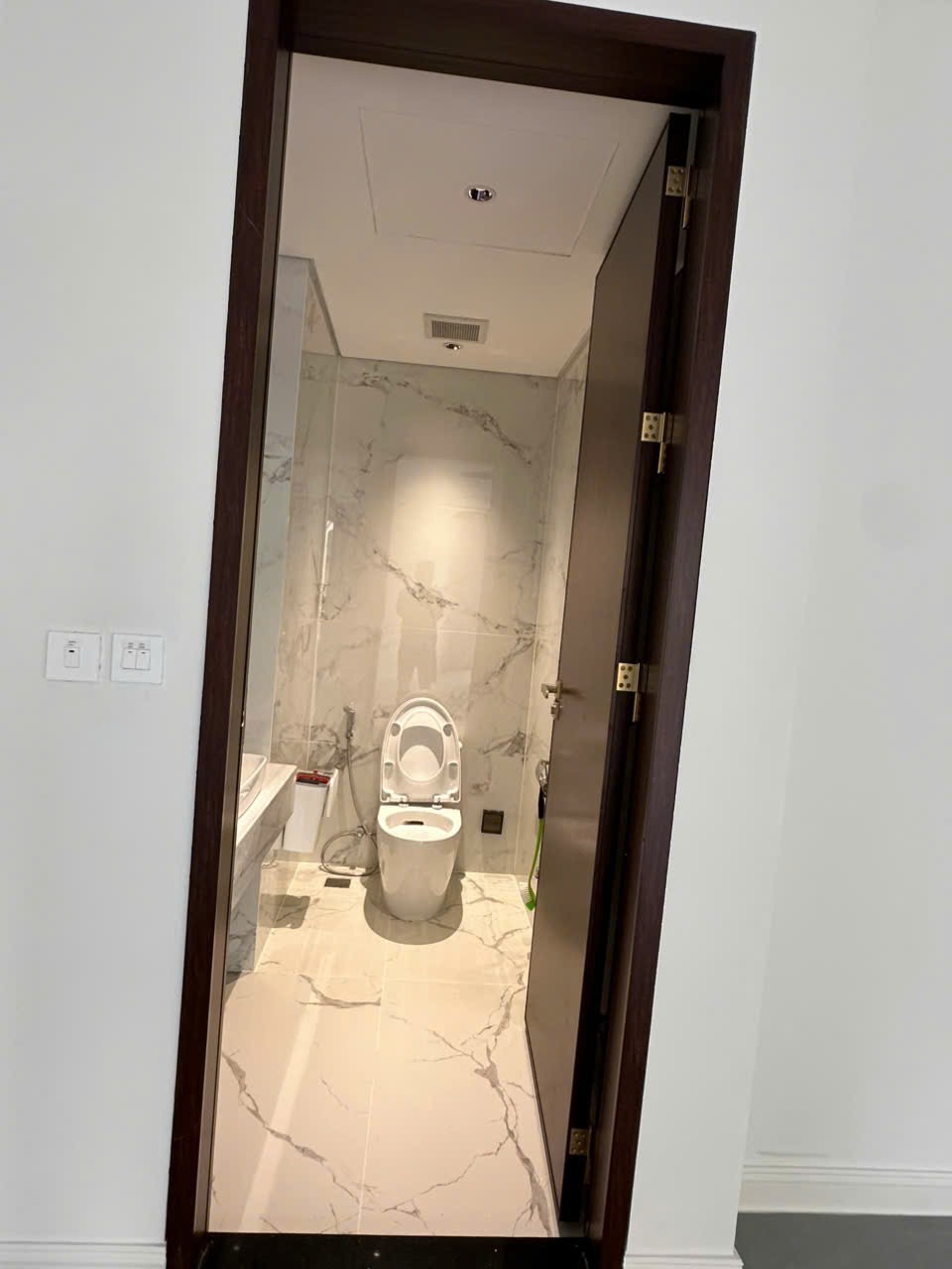 Cho Thuê Nhà Ngõ 156 Võ Chí Công - 30 Triệu/Tháng - 170m2 - 4 Tầng