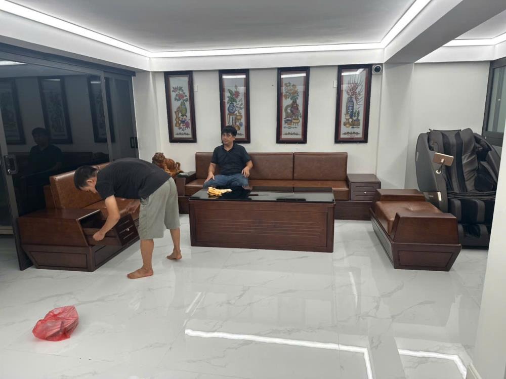 Cho Thuê Nhà Ngõ 156 Võ Chí Công - 30 Triệu/Tháng - 170m2 - 4 Tầng