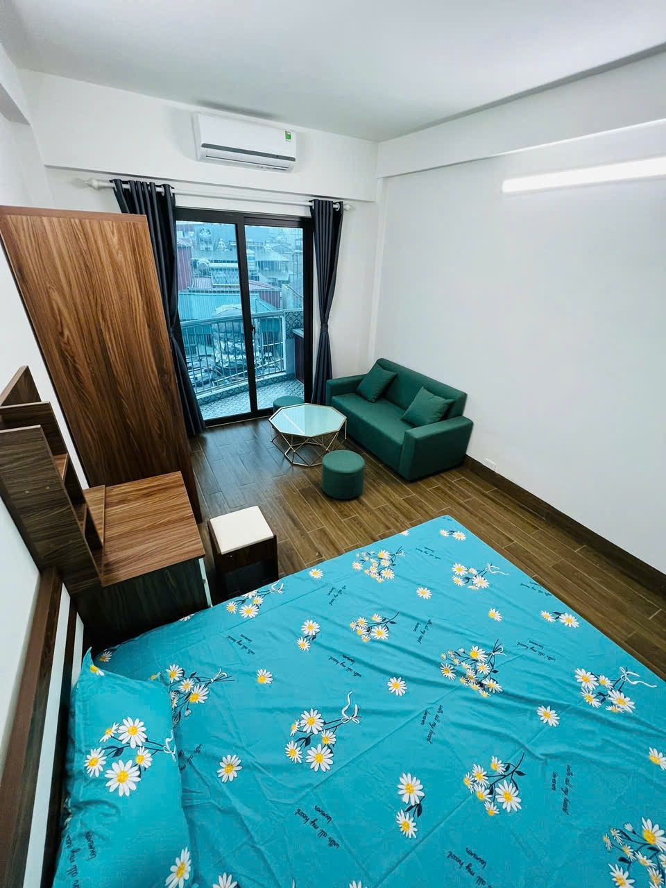 Cho Thuê Căn Hộ Studio 28m2 - Full Nội Thất - Hào Nam - Ô Chợ Dừa - Giá 5.8tr