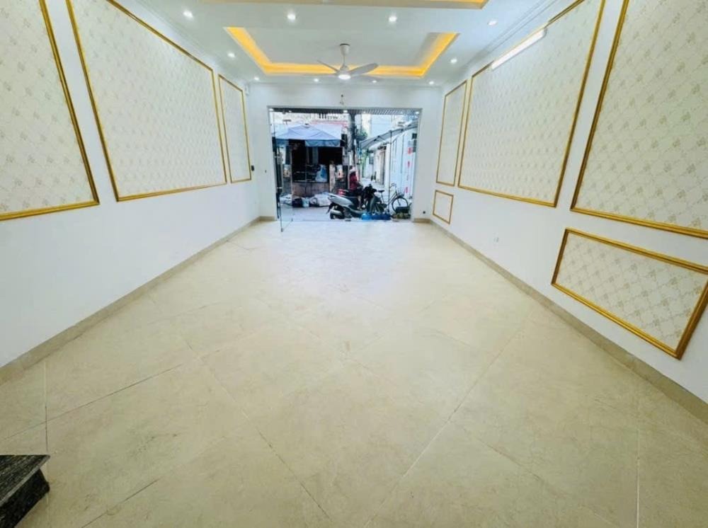 Đại Mỗ - Siêu phẩm mặt chợ kinh doanh 6 tầng thang máy, giá tốt nhất!
