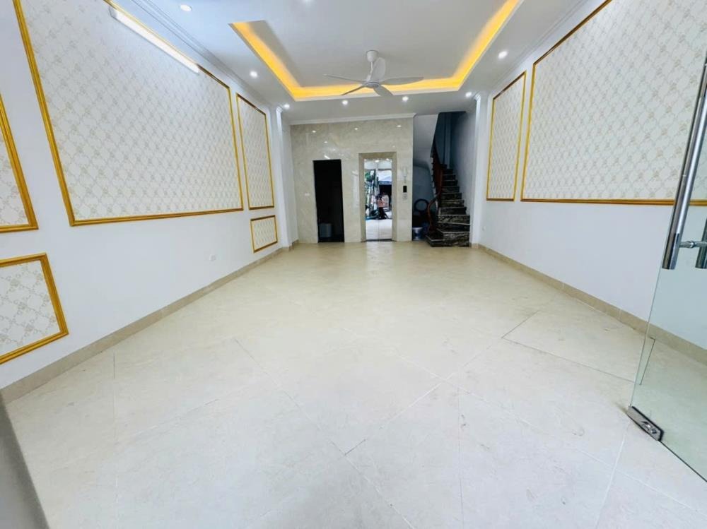 Đại Mỗ - Siêu phẩm mặt chợ kinh doanh 6 tầng thang máy, giá tốt nhất!