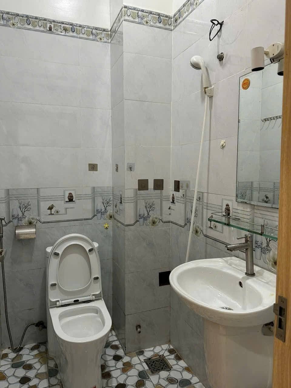 Cho Thuê Nhà Mặt Tiền Đường Số 7, P. Linh Trung, Thủ Đức - 8tr/tháng