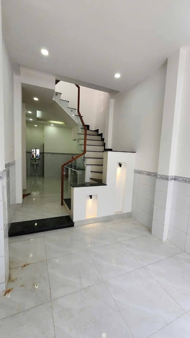 Cho Thuê Nhà Mặt Tiền Đường Số 7, P. Linh Trung, Thủ Đức - 8tr/tháng
