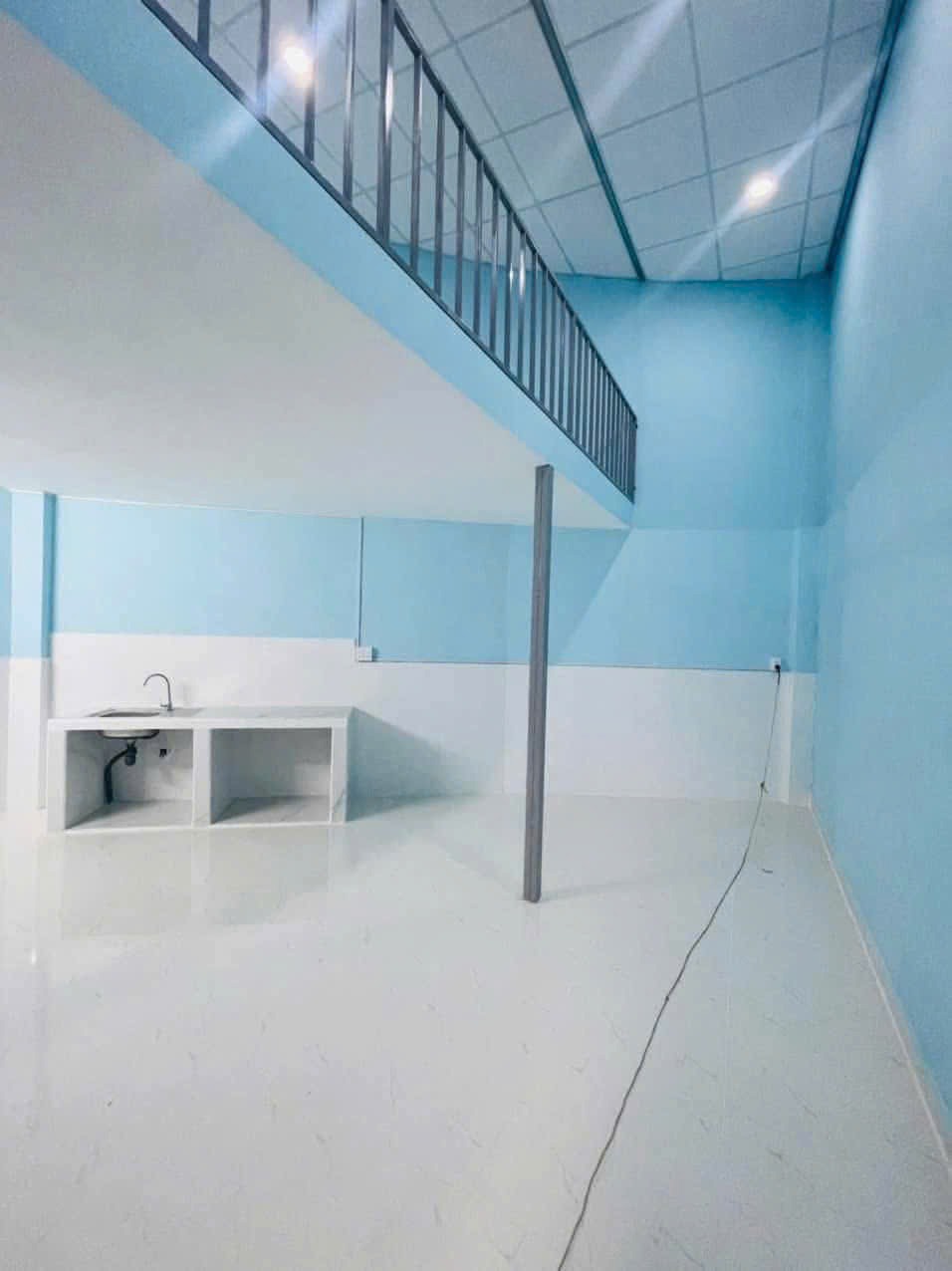 Nhà cho thuê Thủ Đức: 1 trệt 1 lững, 50m2, giá 5tr/tháng - Gần ĐH Cảnh Sát