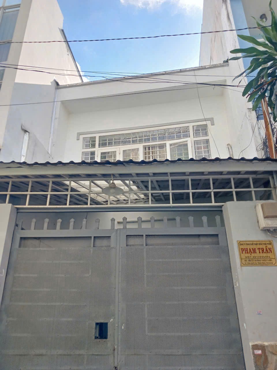 Bán nhà cấp 4, 54m2, 1 lầu, hẻm xe hơi, đường Dương Thiệu Tước, gần AEON Tân Phú - Giá 5.55 tỷ