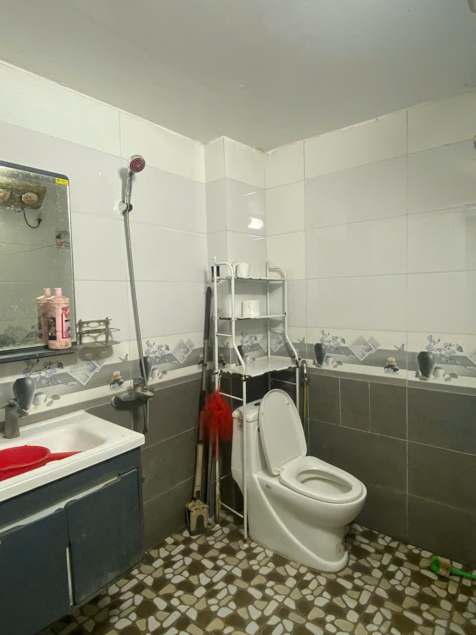 Cho Thuê Nhà Nguyên Căn Tầng 1, Số 85 Thành Phố Giao Lưu, Bắc Từ Liêm - 8tr/tháng