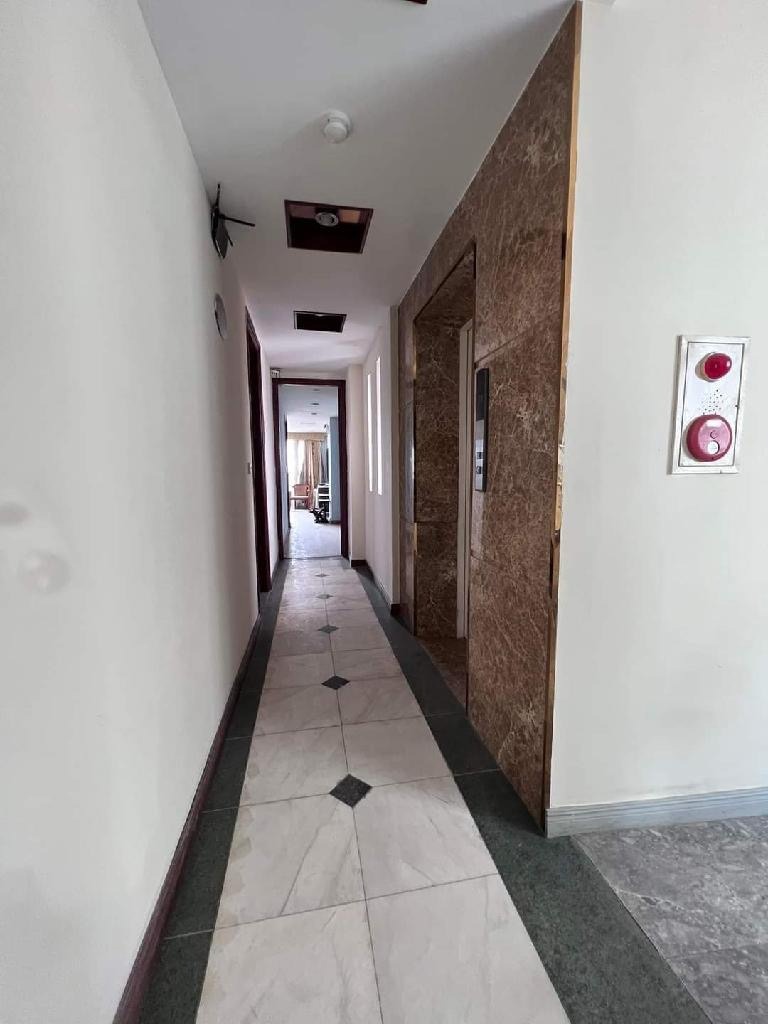 Bán Gấp Khách Sạn 3 Sao Mặt Phố Triệu Việt Vương - 82 Tỷ