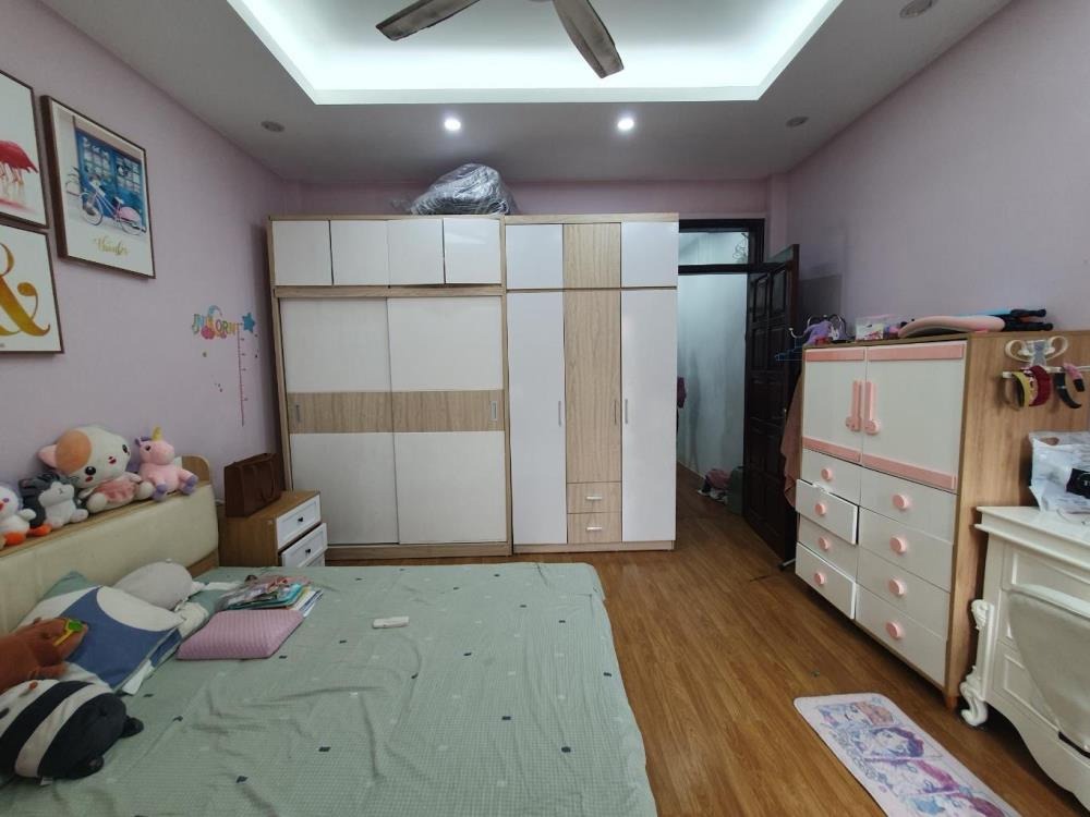 Bán nhà phố Bình Thạnh: 3 tỷ - Nguyễn Cửu Vân, 5PN, 22tr/tháng