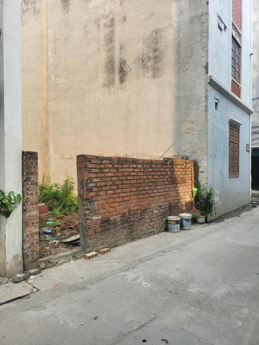 Bán đất tặng nhà 3 tầng Ngọc Lâm - Long Biên - Ô Tô Tránh - 23 tỷ