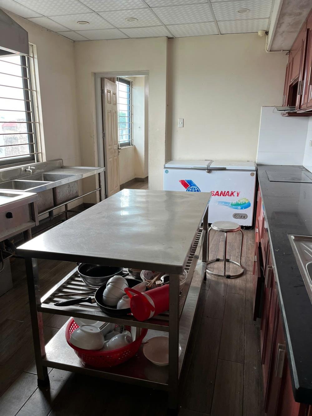 Cho Thuê Toà Nhà 6 Tầng KĐT Đại Thanh, Hà Nội - Vị Trí Đắc Địa, Kinh Doanh Đa Năng