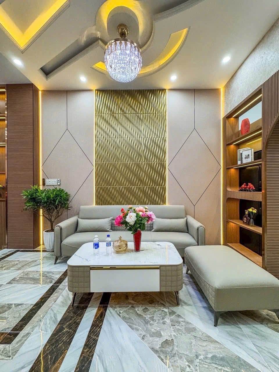 Nhà Lô Góc Phú Đô - Nam Từ Liêm - 7 Tỷ - 37m² - Ô Tô Đỗ Cửa