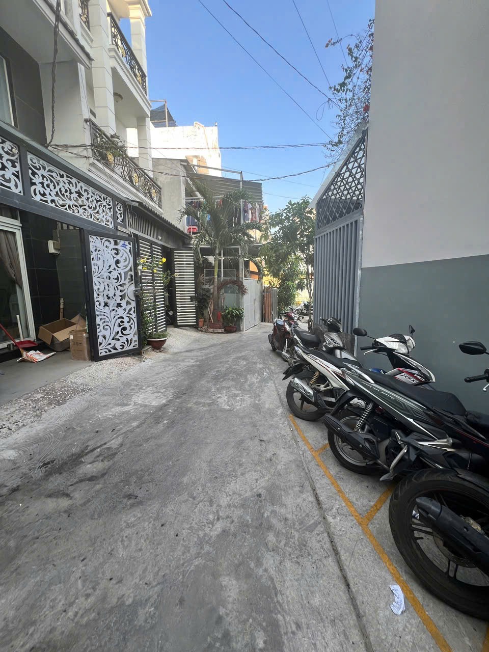 Bán nhà hẻm xe hơi Tân Phú - 56m2 Đúc 3.5 Tấm, Giá 6.3 Tỷ