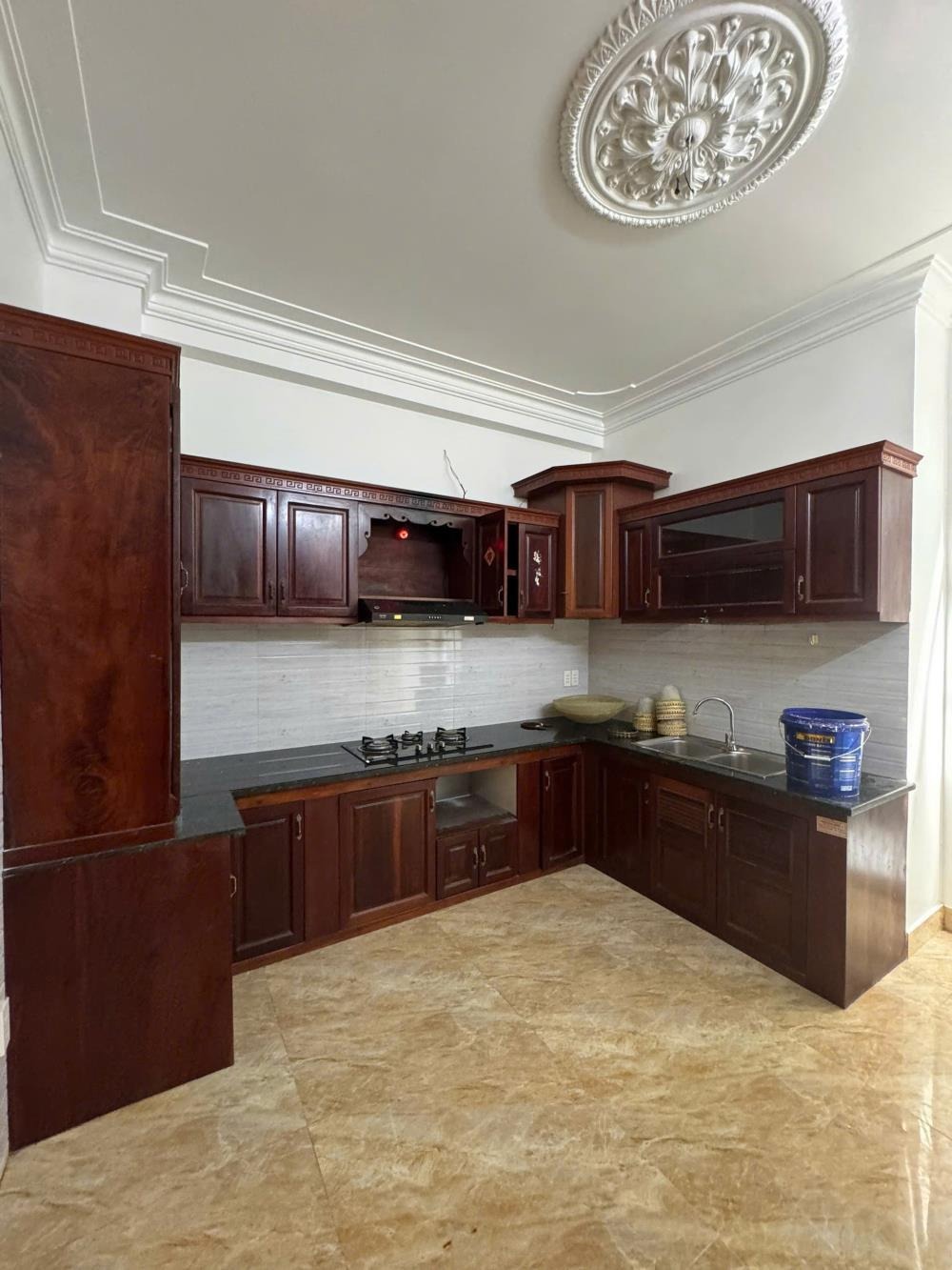 Bán nhà 5 tầng, mặt tiền đường Số, Bình Tân - Vị trí đẹp, tiện ích đầy đủ