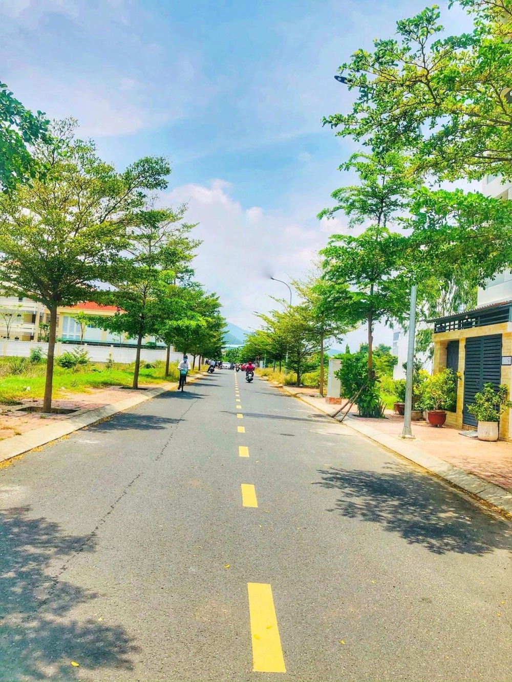 Bán Đất Nền KDC Gia Hòa - Nguyễn Đình Thi, Q9 - Giá 2 Tỷ - Ngân Hàng Hỗ Trợ