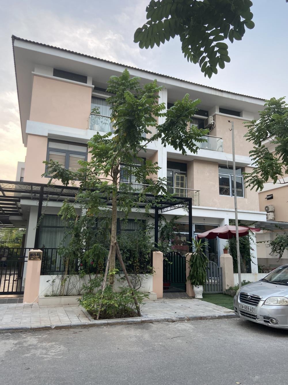 Cho Thuê Biệt Thự An Phú - Dương Nội - Mặt Đường 27m - Full Nội Thất - Giá Tốt