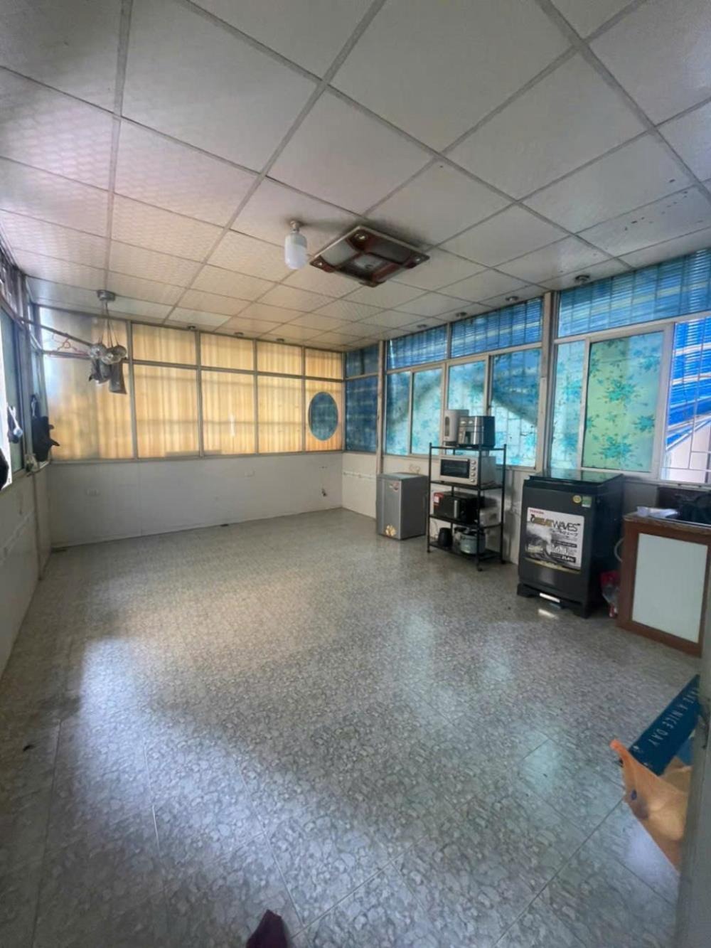 Bán Nhà Đẹp La Thành, Ba Đình - 41m2, 4 Tầng, Giá 5.5 tỷ
