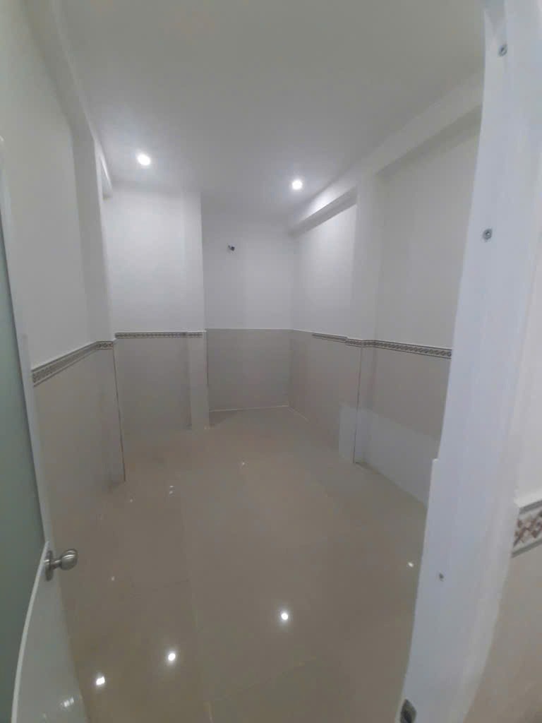 Nhà Nát Giá Tốt Tại Thủ Đức: Vị Trí Vàng, Tiềm Năng Sinh Lời