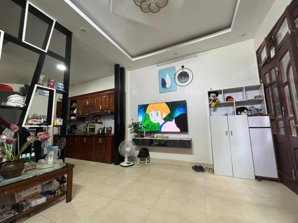 Nhà gần Đại học Công Nghiệp Hà Nội - Ô tô vào nhà - Giá Tốt