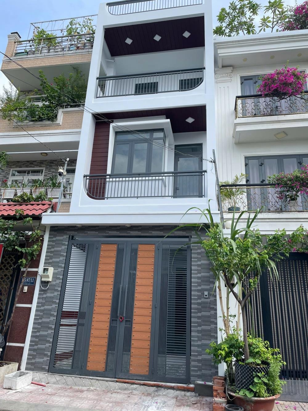 Nhà Mặt Tiền Tăng Nhơn Phú - 3 Tầng, 4PN - Vị Trí Đắc Địa, Tiềm Năng Cho Thuê Cao
