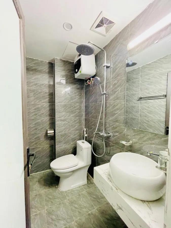 Siêu phẩm nhà phố 5 tầng, thang máy, gần ô tô - Hai Bà Trưng/Hoàng Mai