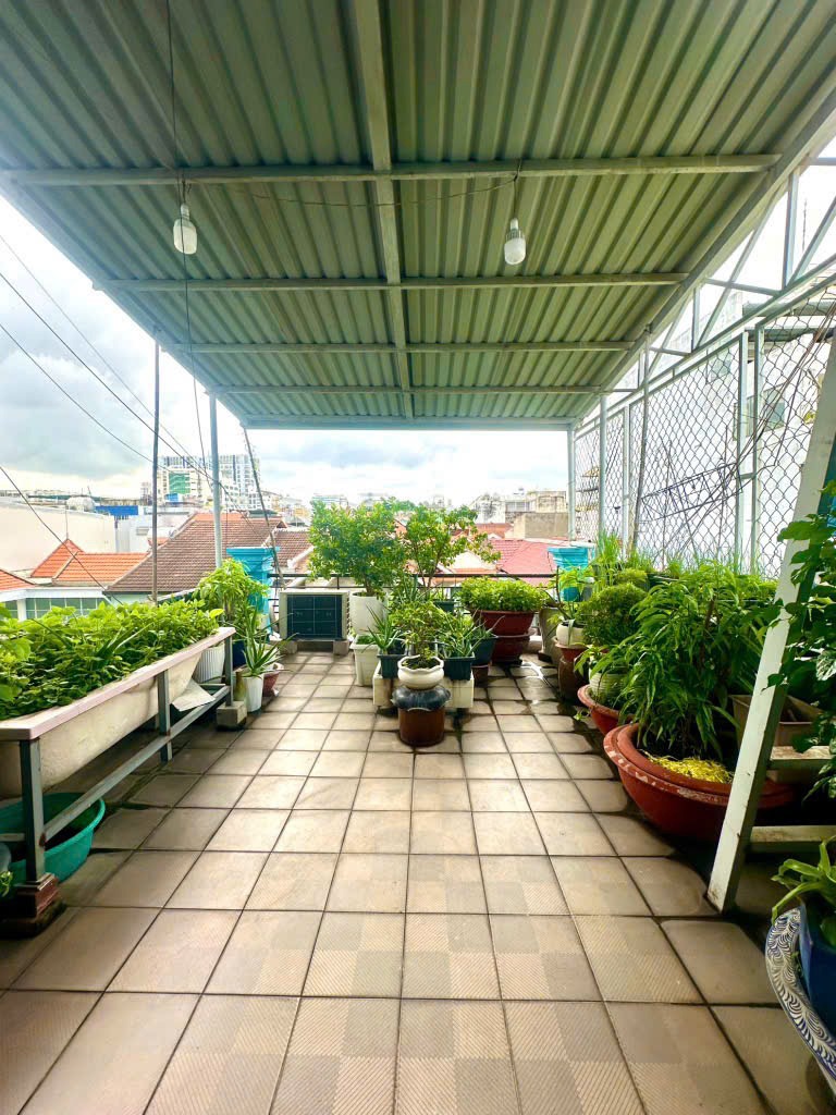 Mặt tiền K300 Tân Bình - 160m2 x 5 Tầng - Sinh Lời Hơn 70Tr/Tháng