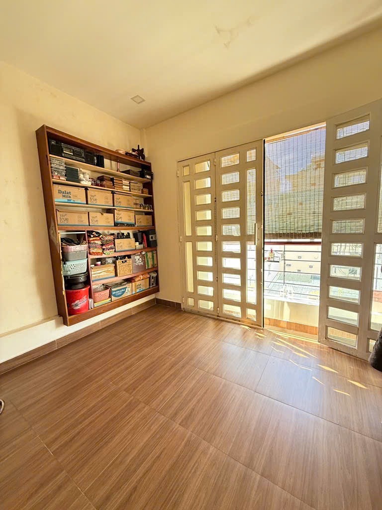 Gò Dầu - Tân Phú: 46m2 (4.6x10) 4 Tầng, 4PN - Vị Trí Kinh Doanh Đắc Lợi