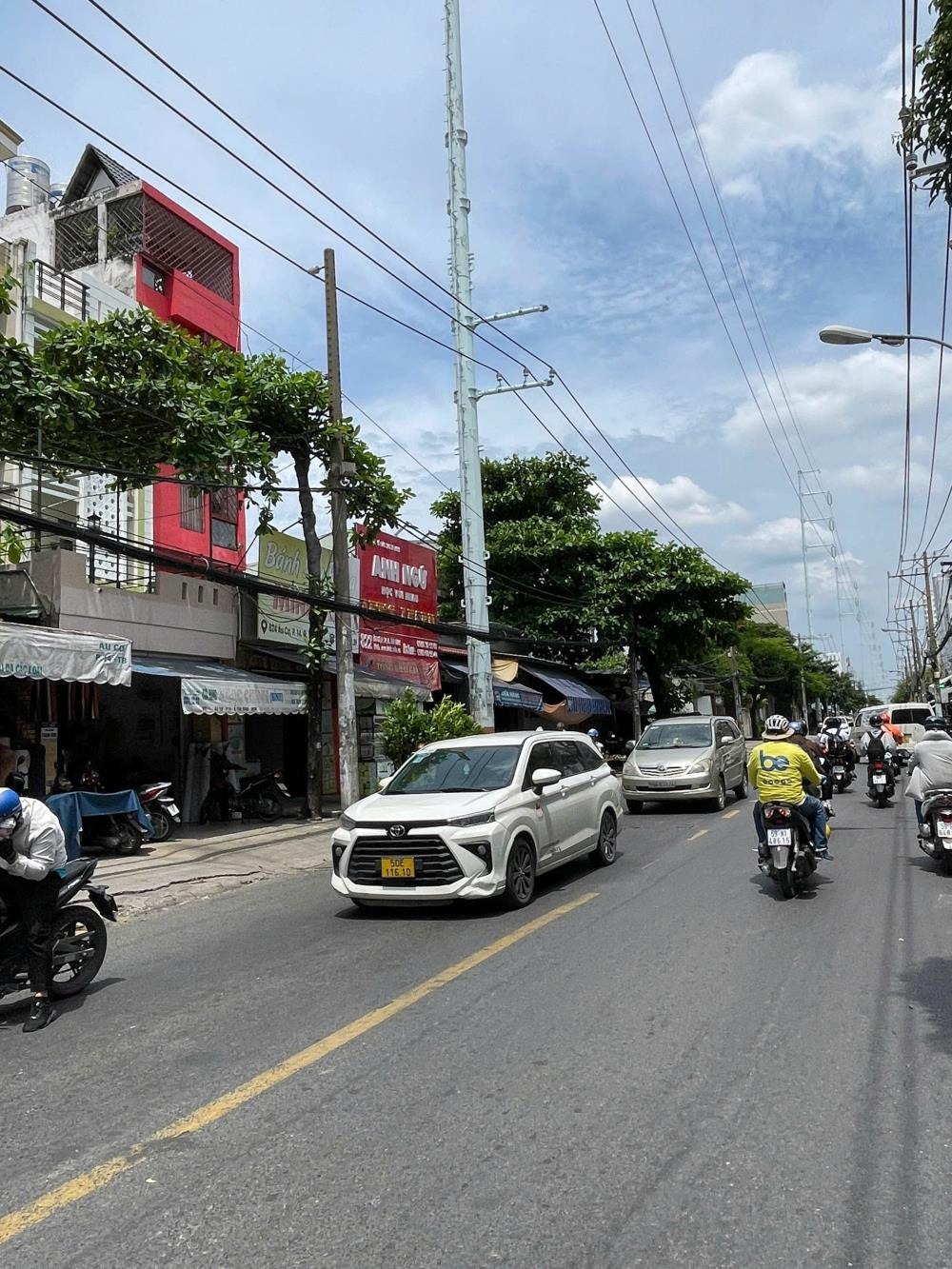 Bán Mặt Tiền Kinh Doanh Âu Cơ, Tân Bình - 160m2, 3 Tầng, Khu VIP Bàu Cát