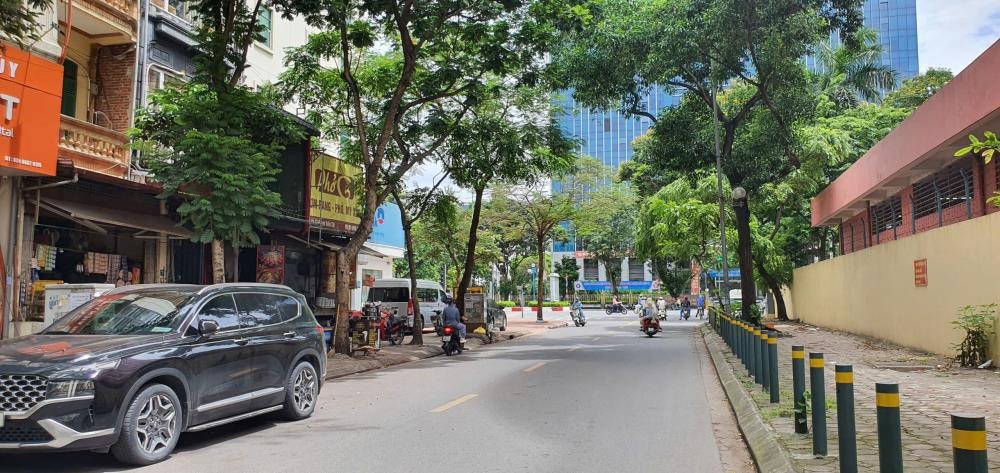 Bán Nhà Phố Phạm Tuấn Tài, Cầu Giấy - 7 Tầng, Thang Máy, Dòng Tiền 50tr/tháng