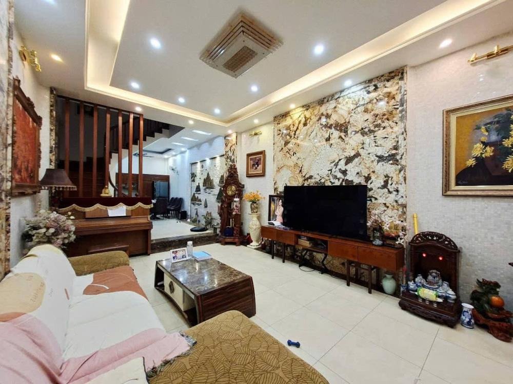Bán nhà Lê Trọng Tấn - Thanh Xuân: 90m2, 4 Tầng, Giá 27.38 tỷ