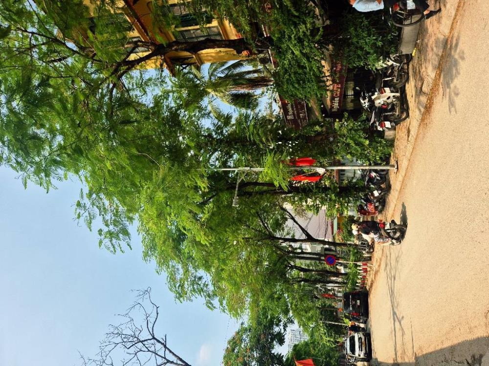 Nhà phố Đội Cấn: Ngõ thông ô tô, 3 thoáng, 50m2, 4 tầng, Giá 10.8 tỷ