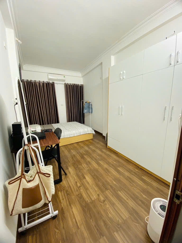 Chính Chủ Bán Nhà Khâm Thiên, Đống Đa 24m² - 5.9 Tỷ - Vị Trí Đắc Địa