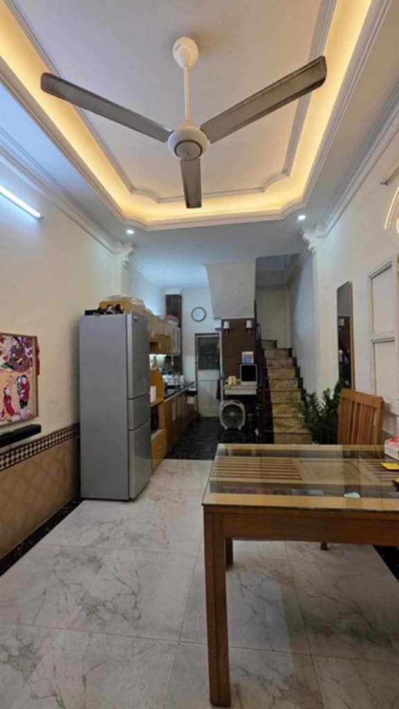 Bán nhà phố Đặng Tiến Đông - 10m ô tô tránh - Gần hồ Hoàng Cầu - Sổ đỏ