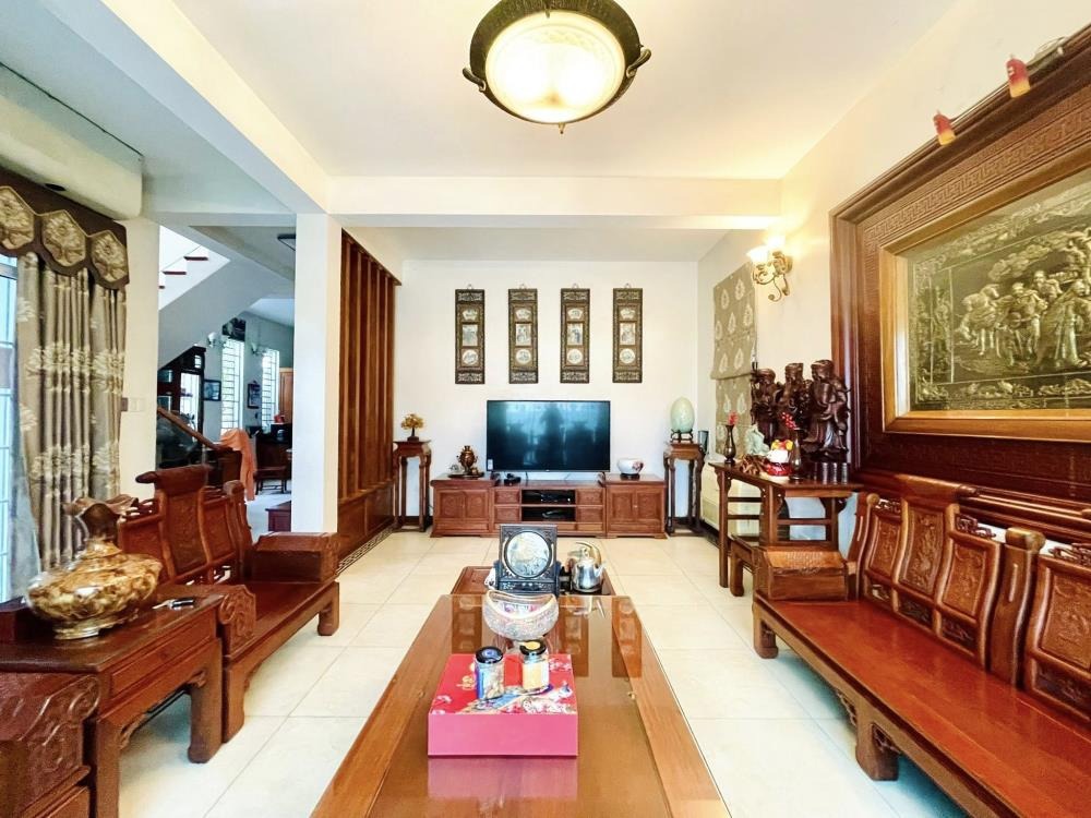 Bán Biệt Thự Vườn Hồ Long Biên - Lô Góc 2 Mặt Thoáng - 31 Tỷ