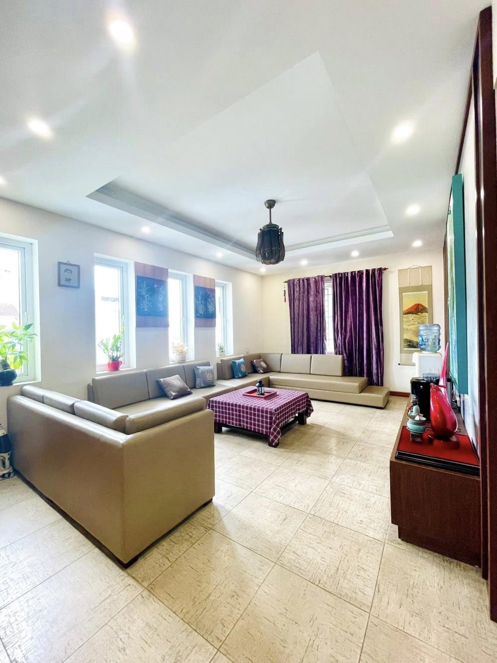 Bán Biệt Thự Vườn Hồ Long Biên - Lô Góc 2 Mặt Thoáng - 31 Tỷ
