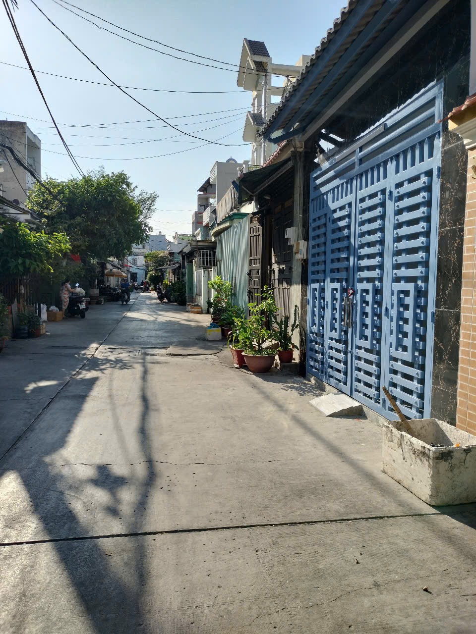 Bán Nhà Bình Tân Giá Rẻ: 2 Tầng, Hẻm Xe Hơi, Pháp Lý Sạch - Chỉ 5.4 Tỷ
