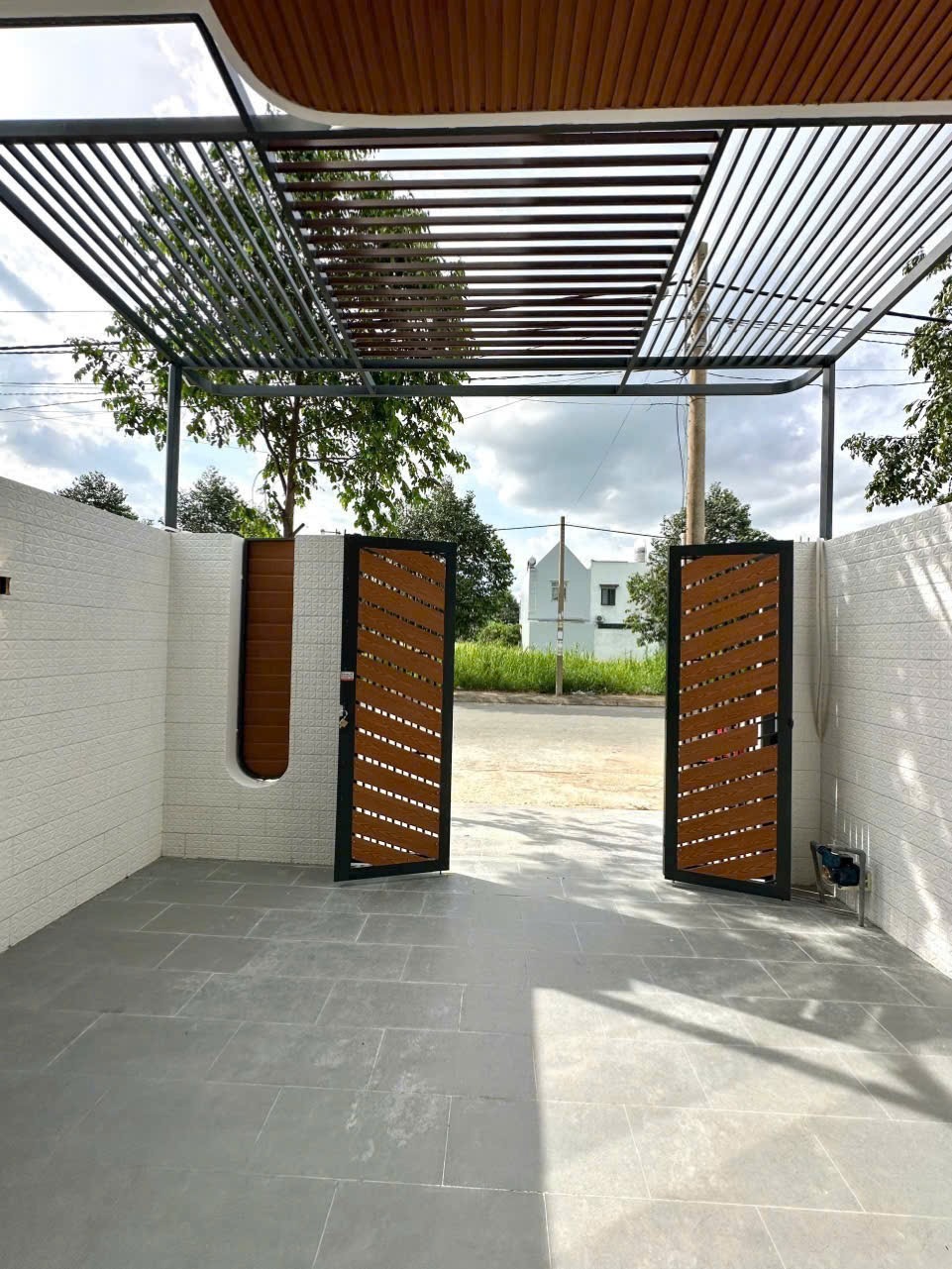 Nhà Đẹp Bình Chánh - 1 Tỷ 190 Triệu - Vị Trí Vàng, Hỗ Trợ Vay