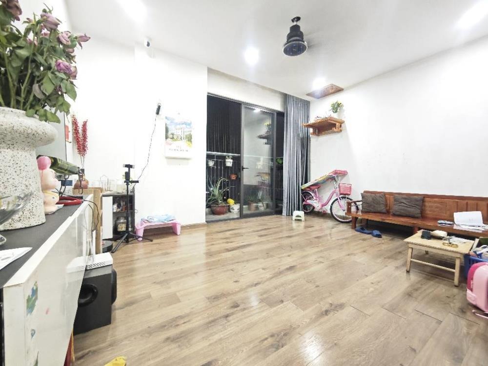 Bán Căn Hộ 2PN, 63m2, Gần Đại Học Công Nghiệp Hà Nội - Giá 4.05 Tỷ