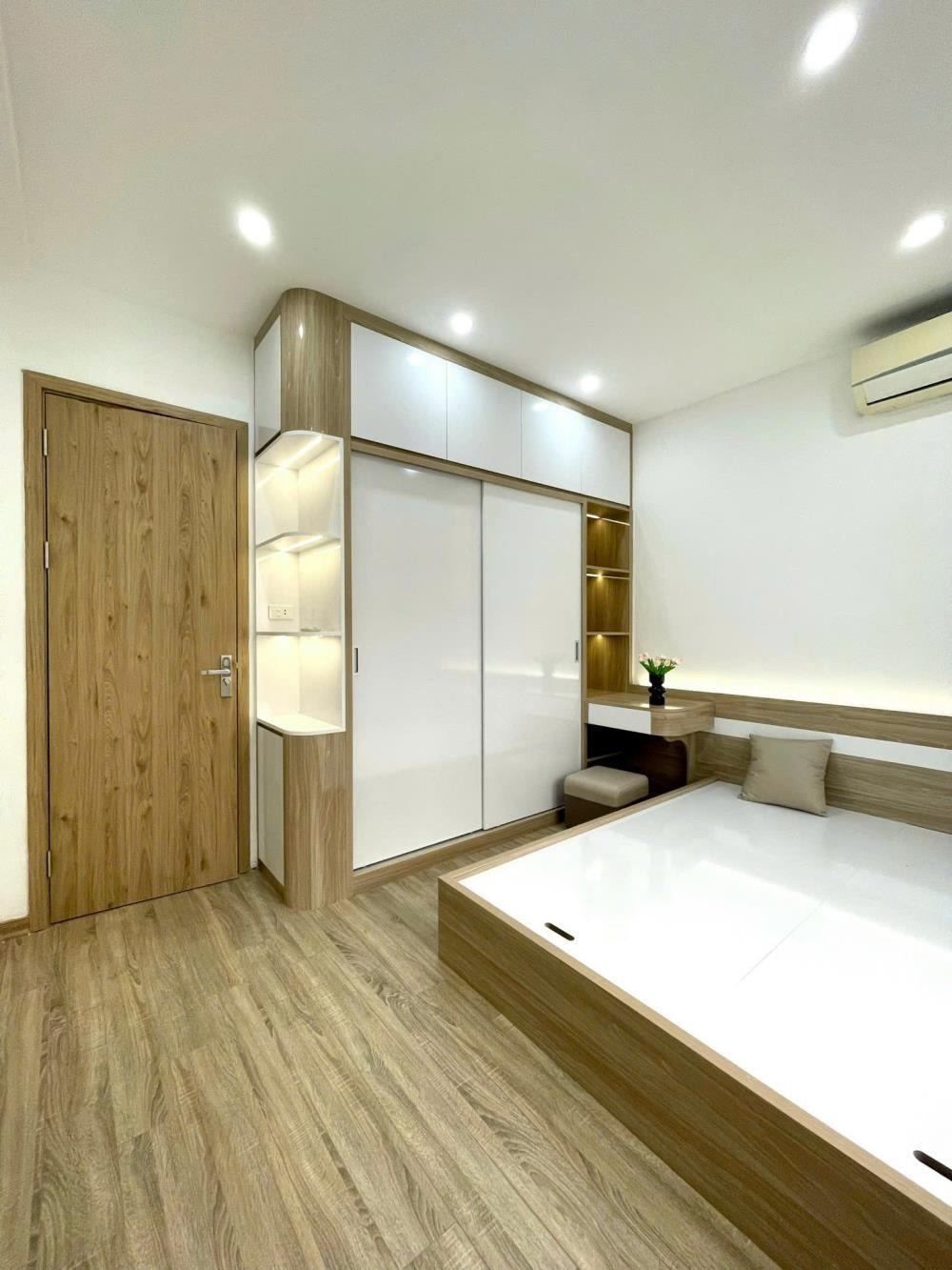 Căn hộ 3PN Đảo Linh Đàm - Giá 5.5 tỷ - Ngân hàng hỗ trợ