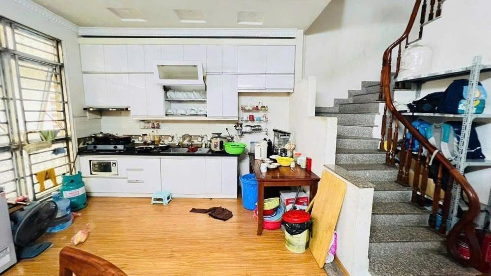 Phân Lô Quần Ngựa 60m2, 5 Tầng, Mặt Tiền Rộng, Ô Tô Vào Nhà