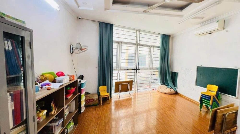 Phân Lô Quần Ngựa 60m2, 5 Tầng, Mặt Tiền Rộng, Ô Tô Vào Nhà