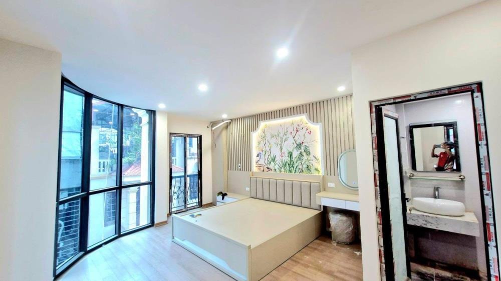 Toà Nhà 7 Tầng - Thang Máy - Gần Phố - Giá 8.9 Tỷ - Hồ Tùng Mậu