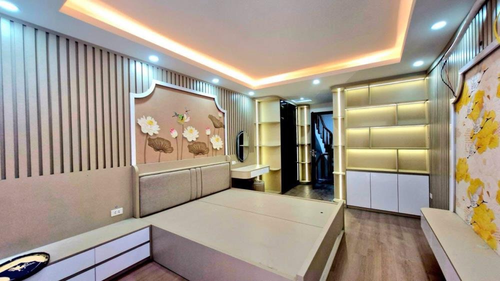 Toà Nhà 7 Tầng - Thang Máy - Gần Phố - Giá 8.9 Tỷ - Hồ Tùng Mậu