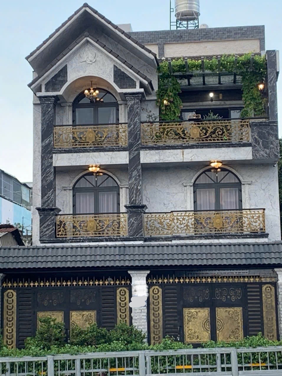 Bán Gấp Biệt Thự Cao Cấp Mặt Tiền Nguyễn Văn Luông, Quận 6 - 78 Tỷ