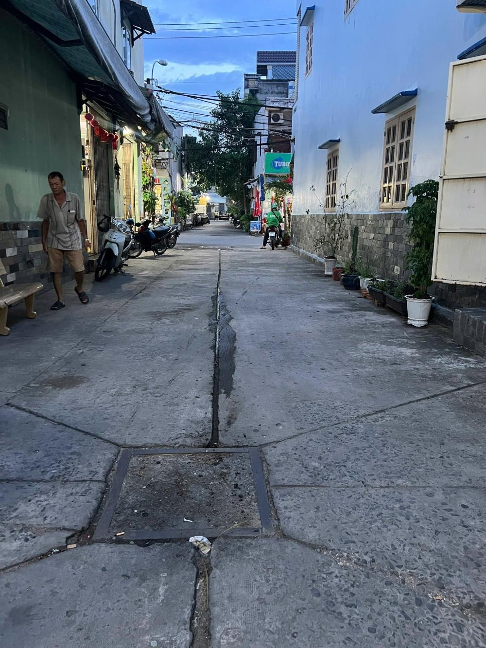 Bán Nhà Mặt Tiền Bình Tân - 5.65 Tỷ - Đầu Tư Sinh Lời Ngay!
