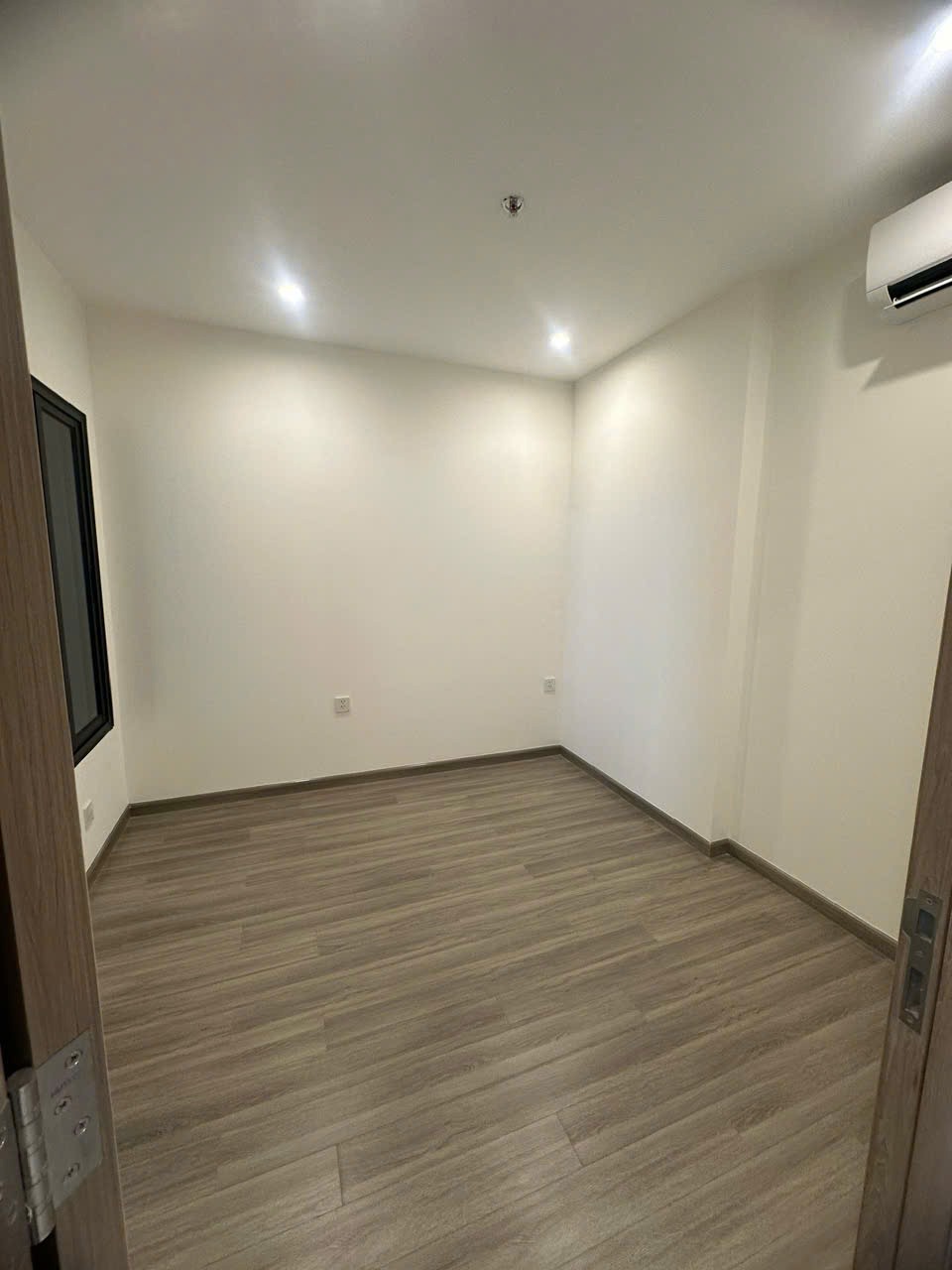 Bán Gấp Căn Hộ Vinhome Grand Park Quận 9 - Giá Tốt, BS1515.12