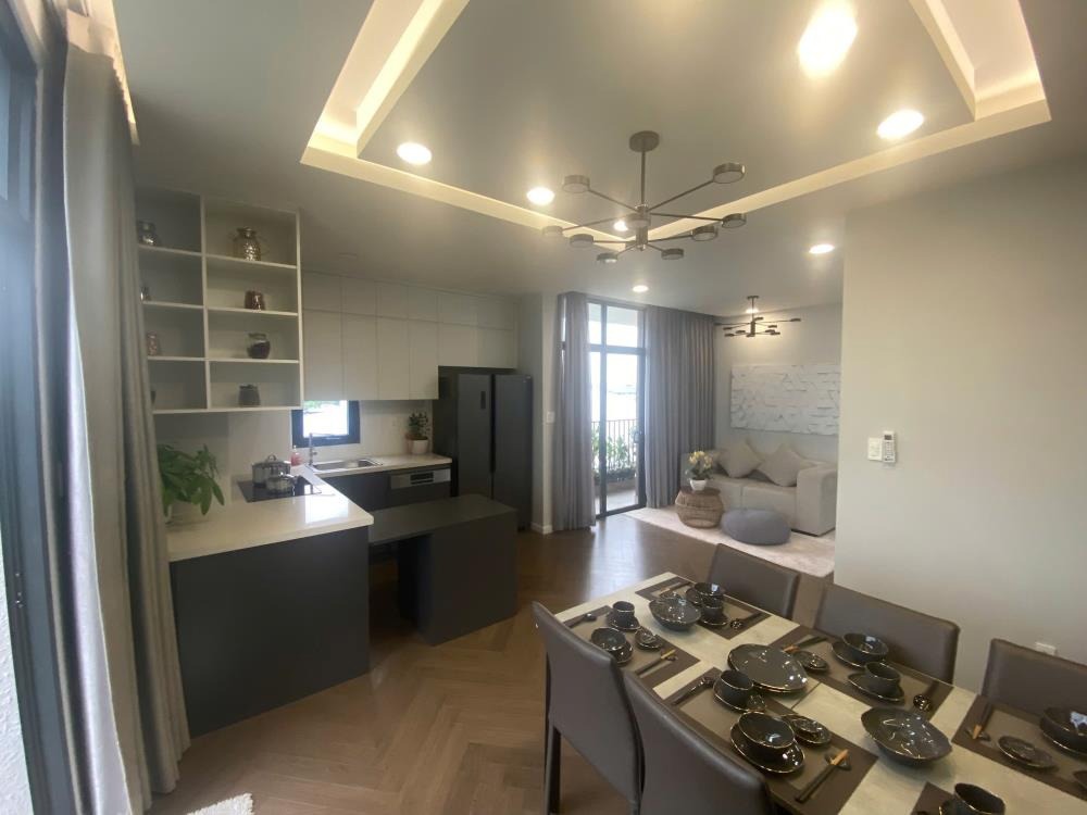 Nhà Lầu 3 Tầng - Vị Trí Đắc Địa, Xe Hơi Trước Nhà - Bình Chánh