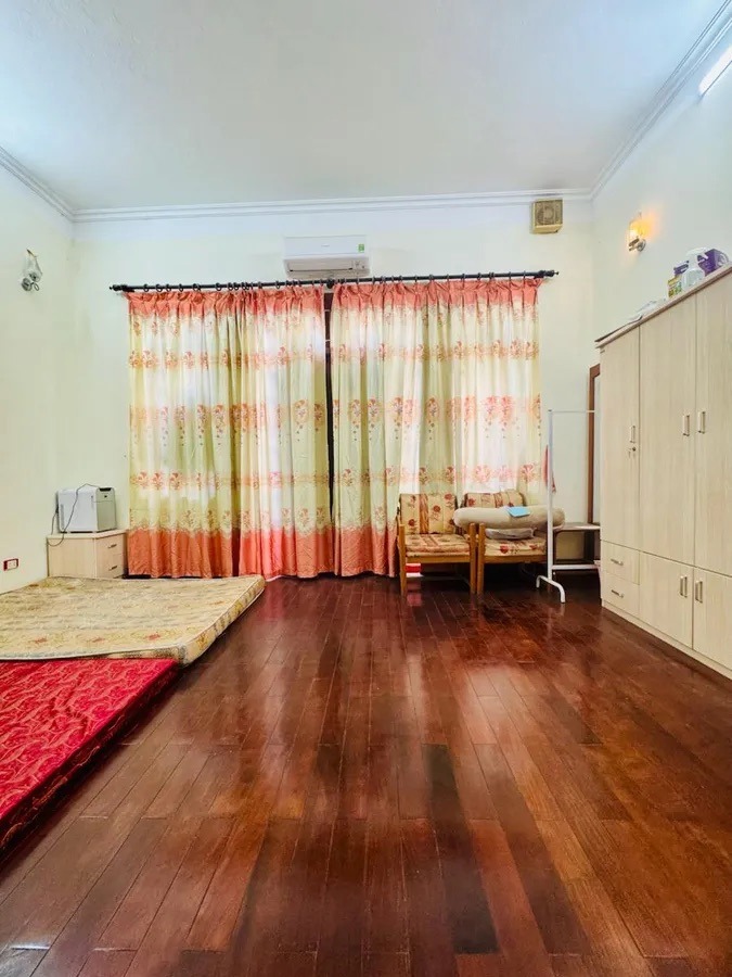 Phân Lô Vip Đền Lừ - Tân Mai - Hoàng Mai: Ô Tô Tránh, Vỉa Hè Rộng, Gần Hồ