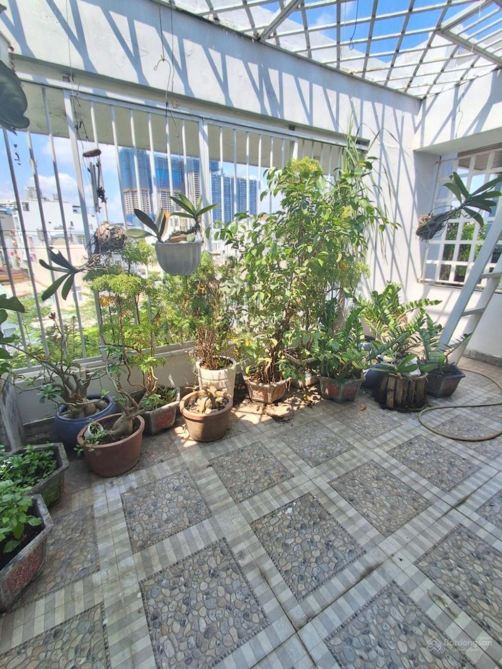 Bán nhà phố Quận 7 - 5PN, 6WC - Giá 14.2 tỷ - Vị trí đắc địa