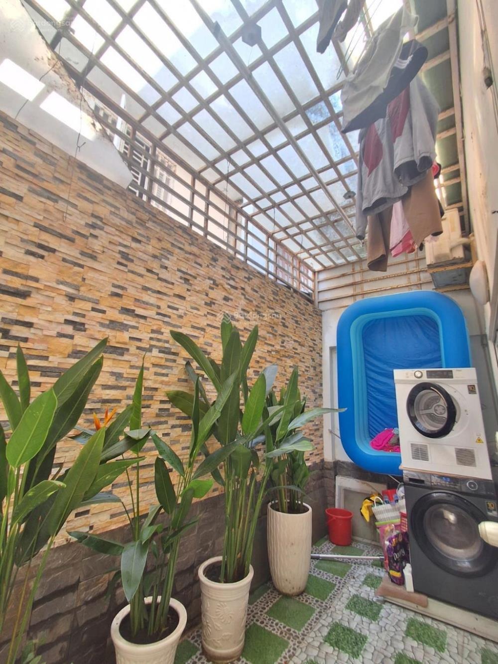 Bán nhà phố Quận 7 - 5PN, 6WC - Giá 14.2 tỷ - Vị trí đắc địa